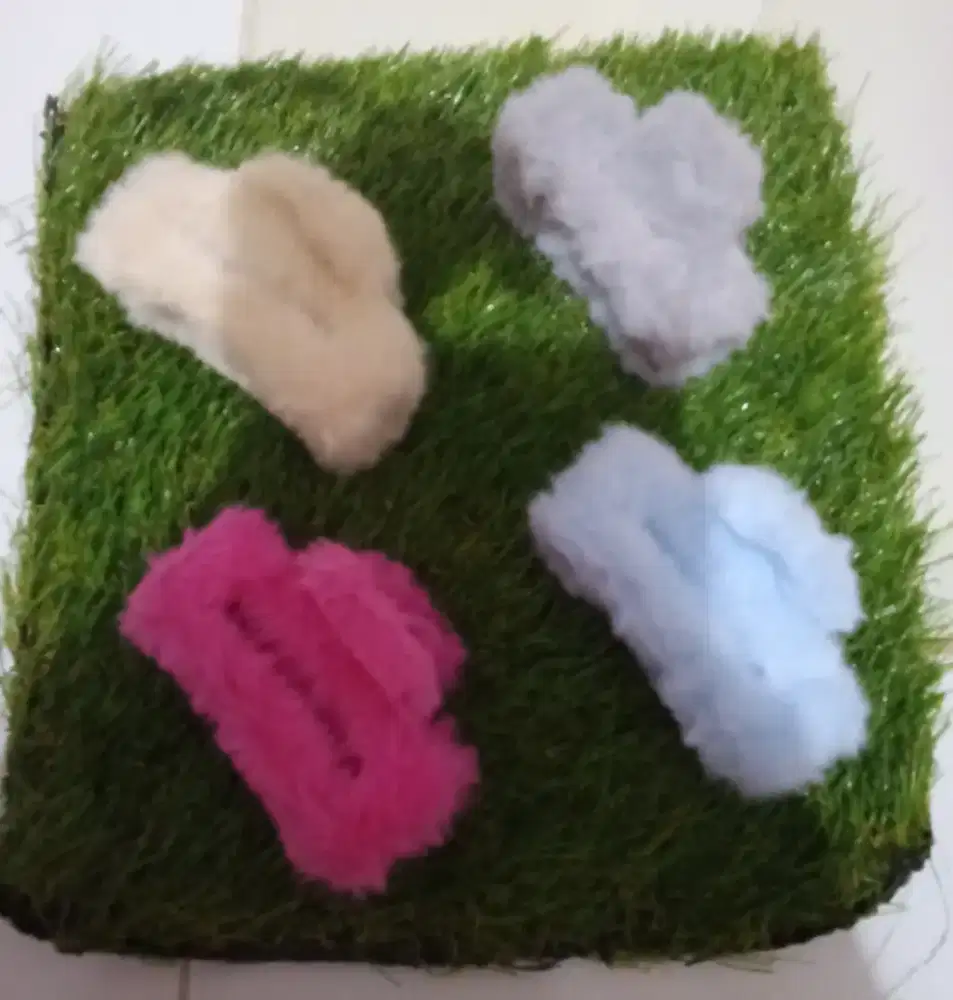 Jedai/jepit rambut wanita bulu