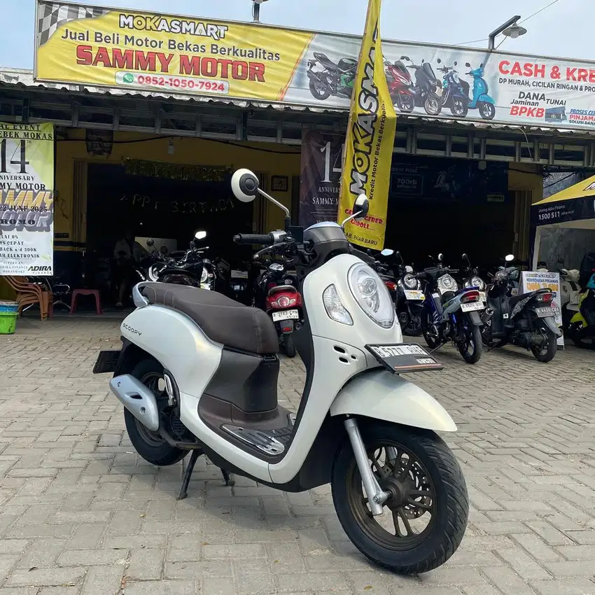 SCOOPY PRESTIGE 2023