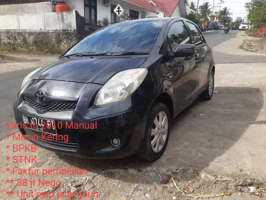 Toyota YARIS 2010