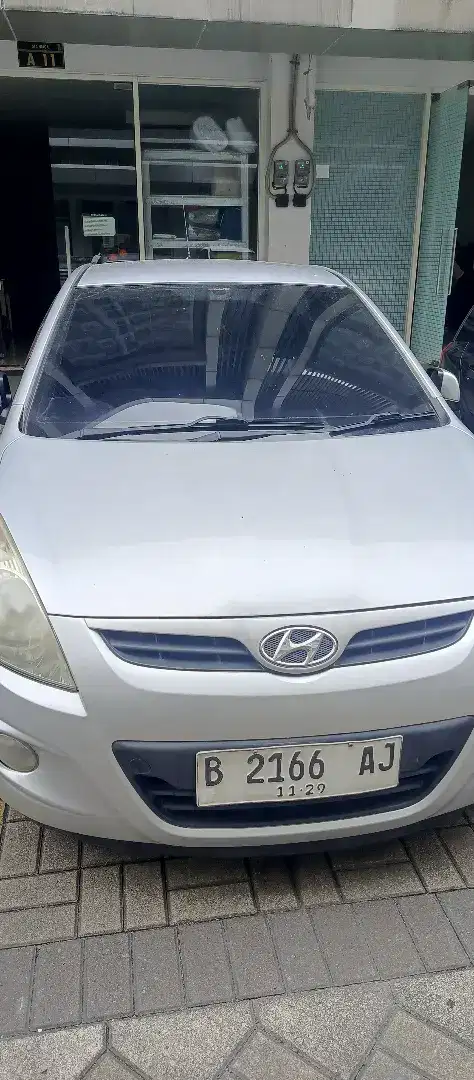 Hyudai i 20 tahun 2009 matic. Bensin