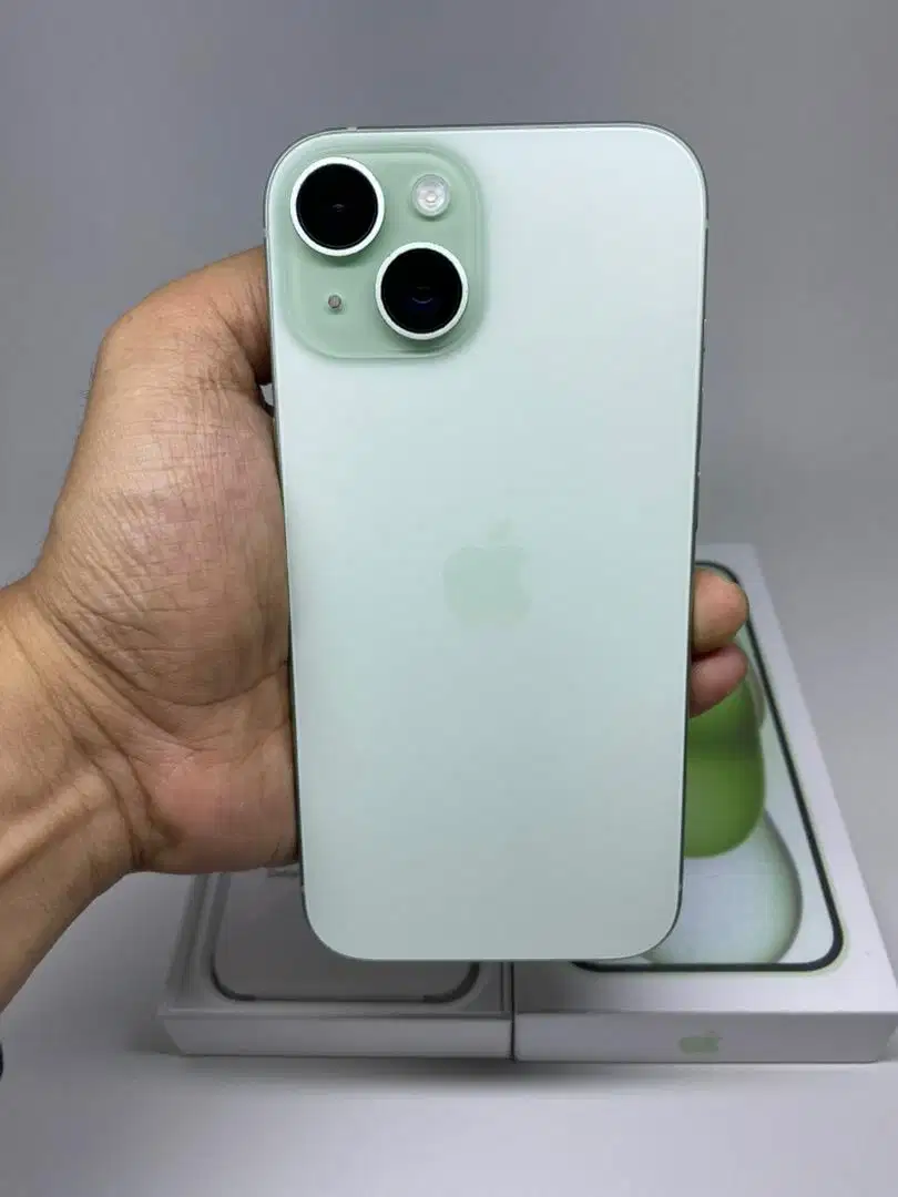 iPhone 15 128GB green ibox