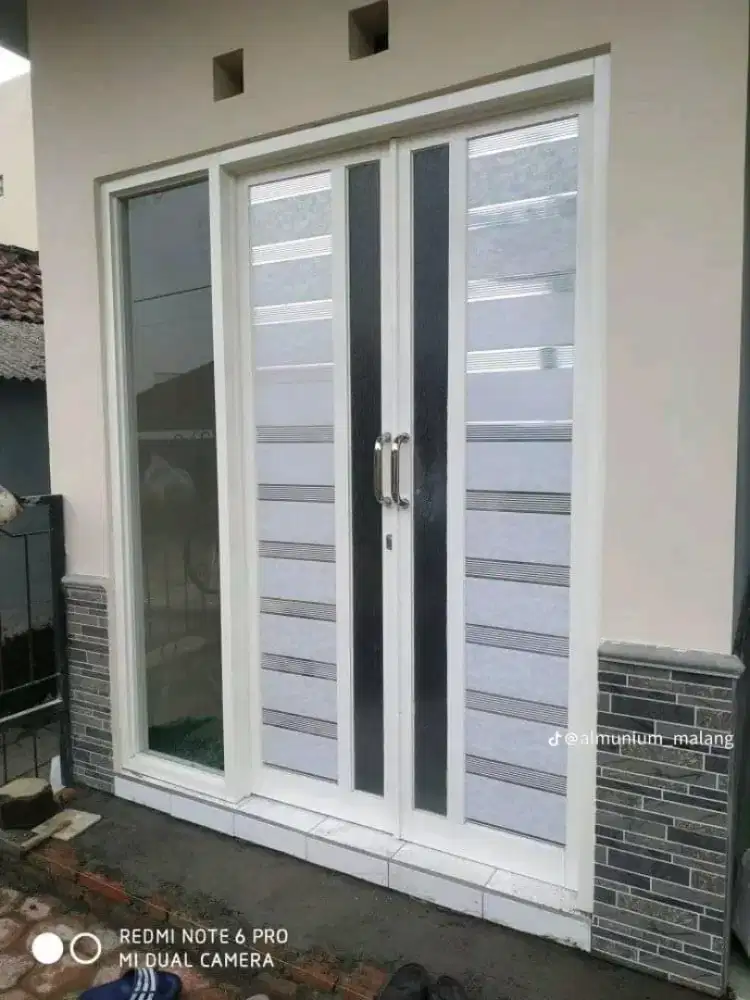 Pintu kupu Tarung