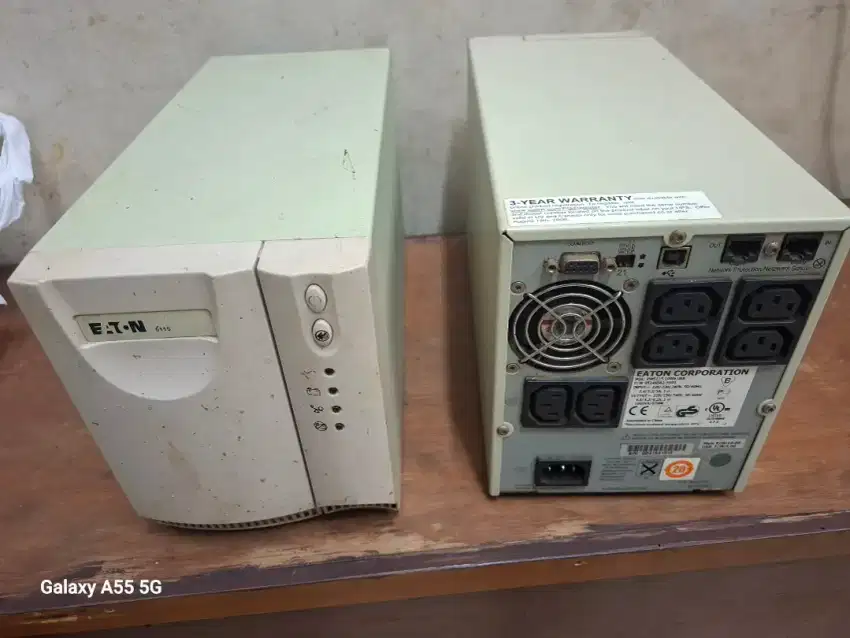 Ups Eaton bekas kantor