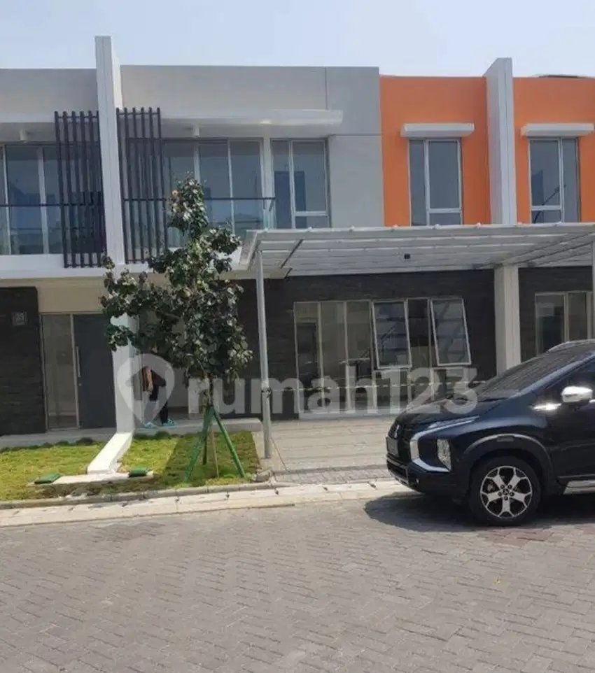 Dijual Rumah 2 lantai luas 8x10 di cluster Riverside pik2