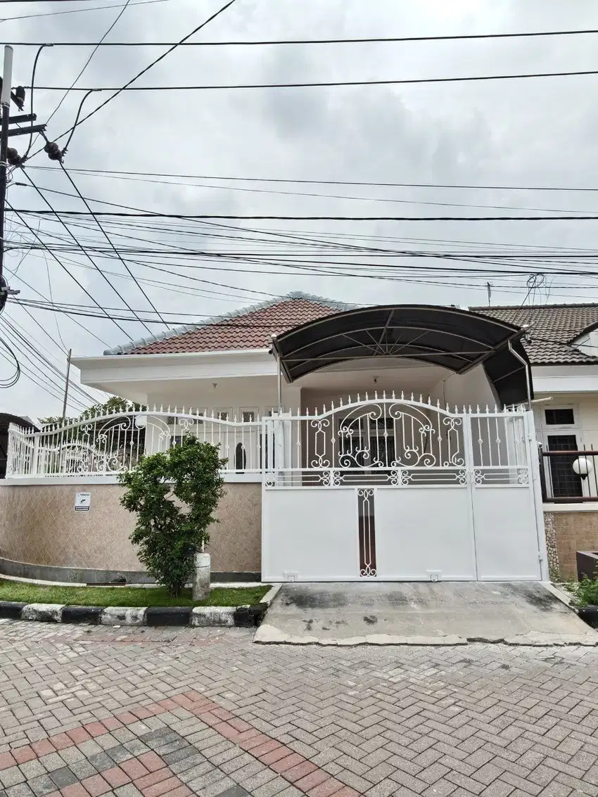 175 m²‼️Rumah Mulyosari hook dekat Galaxy Mall