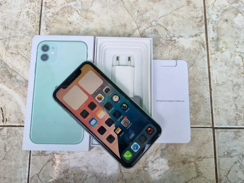 iPhone 11 64gb Fullset