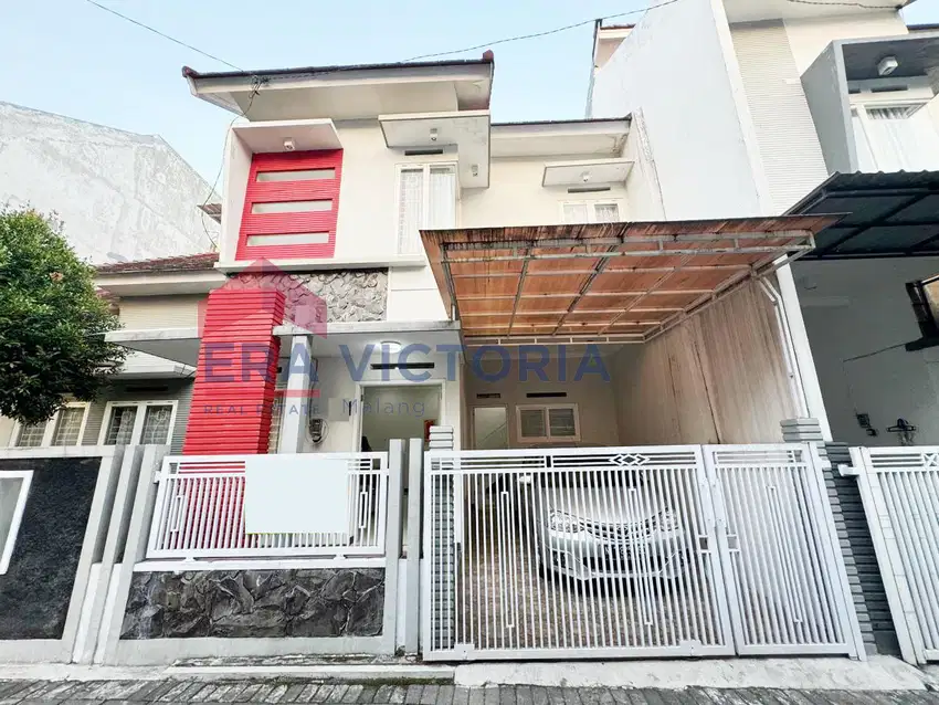 DIJUAL Rumah Lokasi Strategis Dekat  Sekolah Hwa Ind Kota Malang