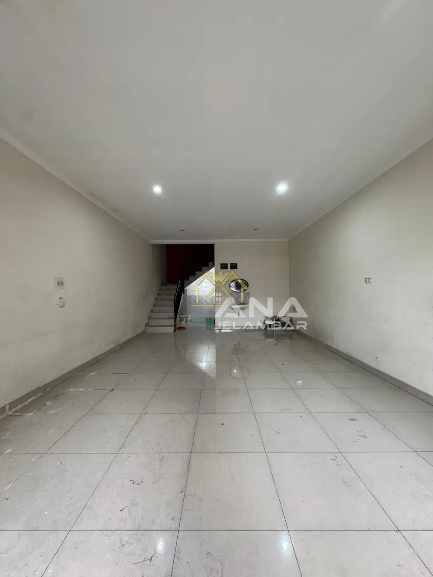 ANA RUMAH UK 5X13M DI JELAMBAR