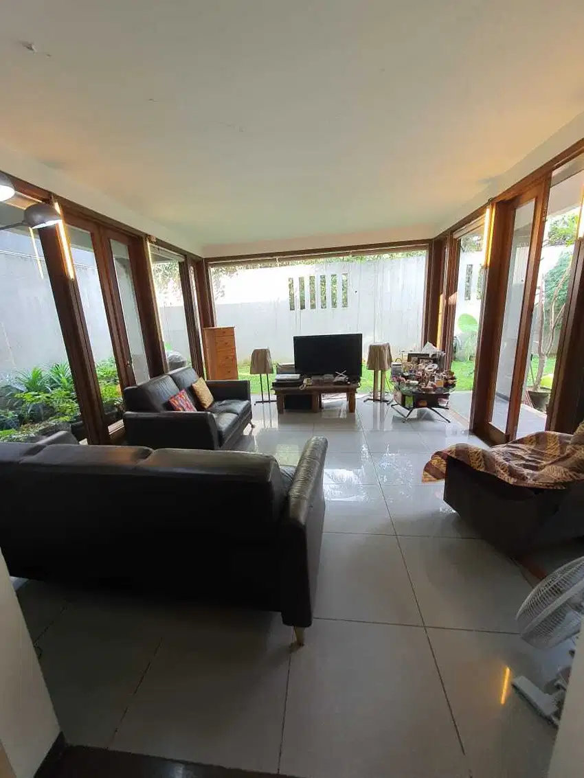 Dijual Rumah Lokasi Strategis Dan Bebas Banjir Daerah Pesanggrahan