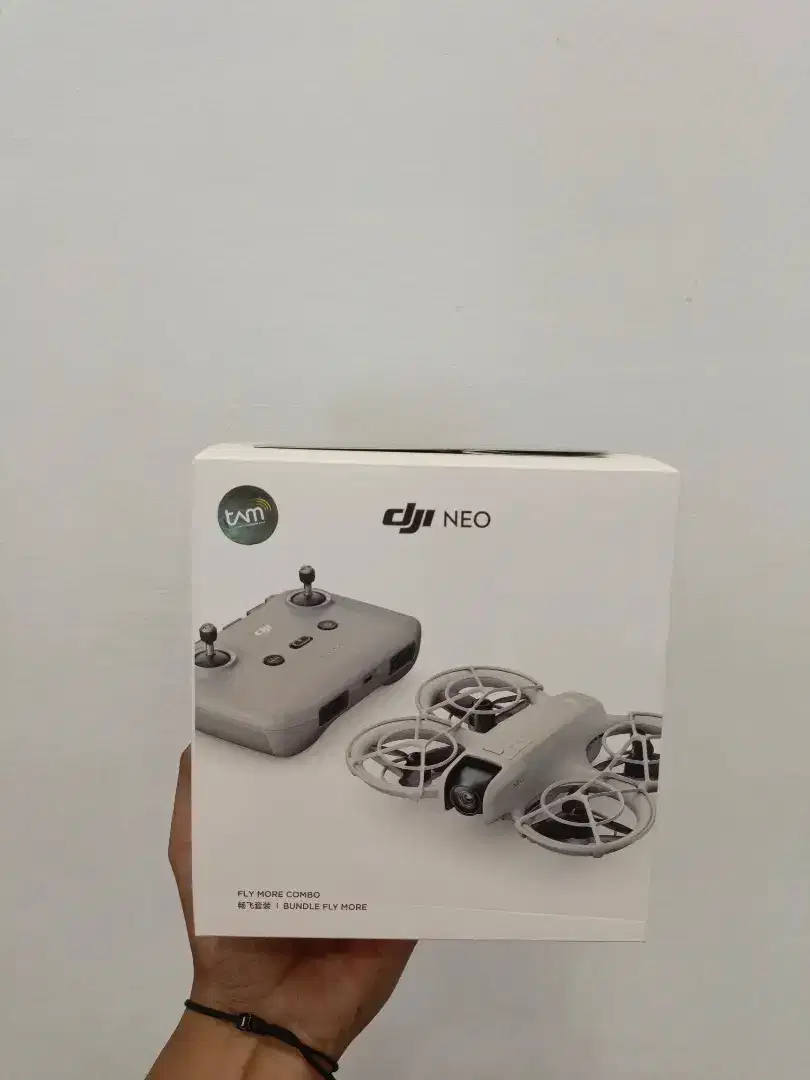 DJI NEO FLY MORE COMBO - CAMERA DRONE