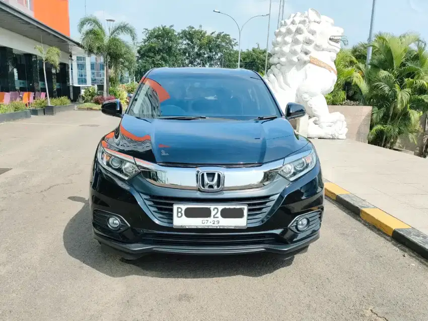 Honda HRV E 2019 AT KM 40 rb ANTIK LIKE NEW ISTIMEWA