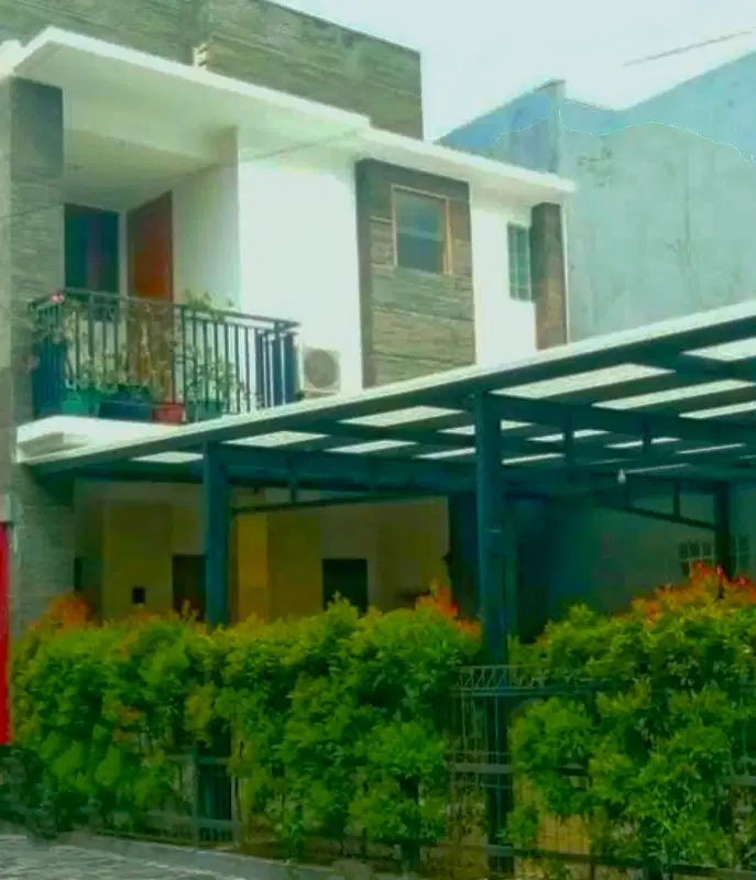 DIJUAL RUMAH 2,5 LANTAI DI CILANDAK JAKARTA SELATAN