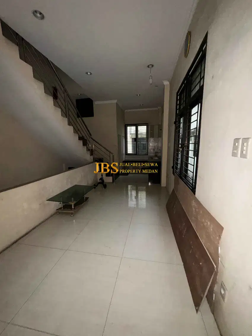 Ruko Hook Dijual di Komplek MMTC Jalan Williem Iskandar/Pancing