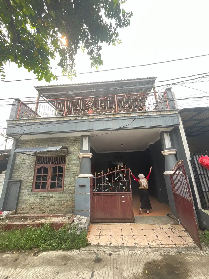 Rumah 2 Lantai di Harapan Indah 1, Bekasi