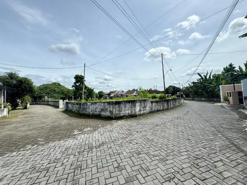 Tanah Pekarangan Sleman, Dekat Kampus UGM
