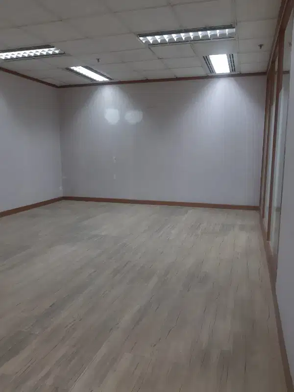 SEWA KANTOR DI JAKARTA GRAHA AKTIVA 58M² PARTISI 194K NEGO