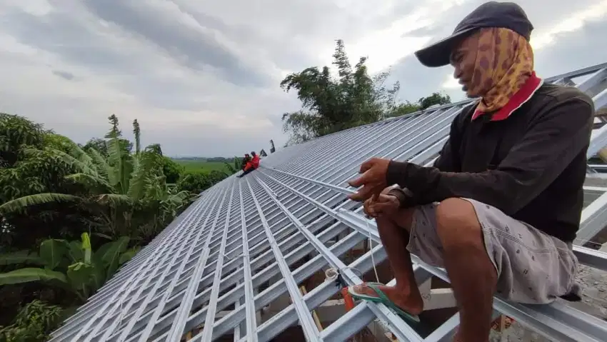 TUKANG RENOVASI RUMAH DAN ATAP BOCOR