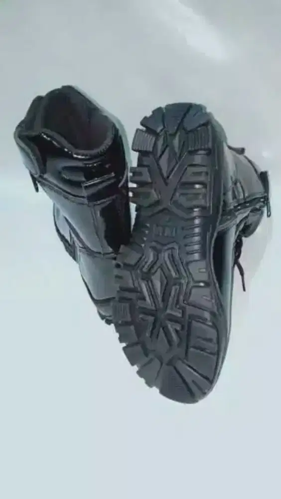 Sepatu PDL size 42 kilap beresleting