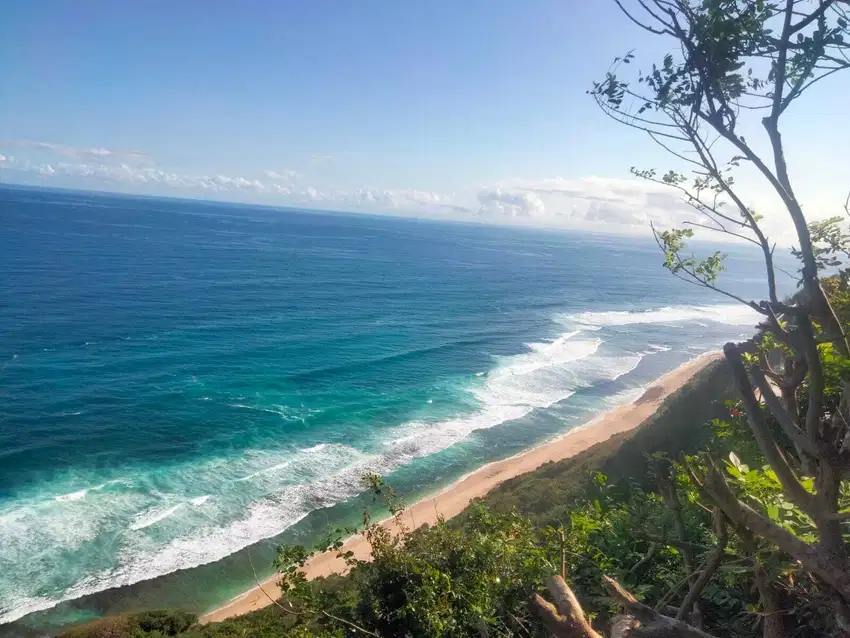 LAND AT NYANGNYANG BEACH, ULUWATU PECATU