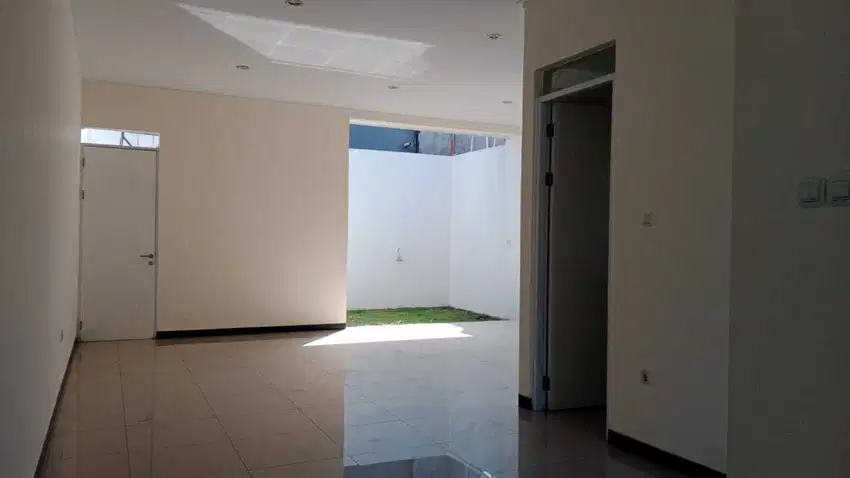 Rumah Bagus Nyaman di Taman Holis Indah Bandung