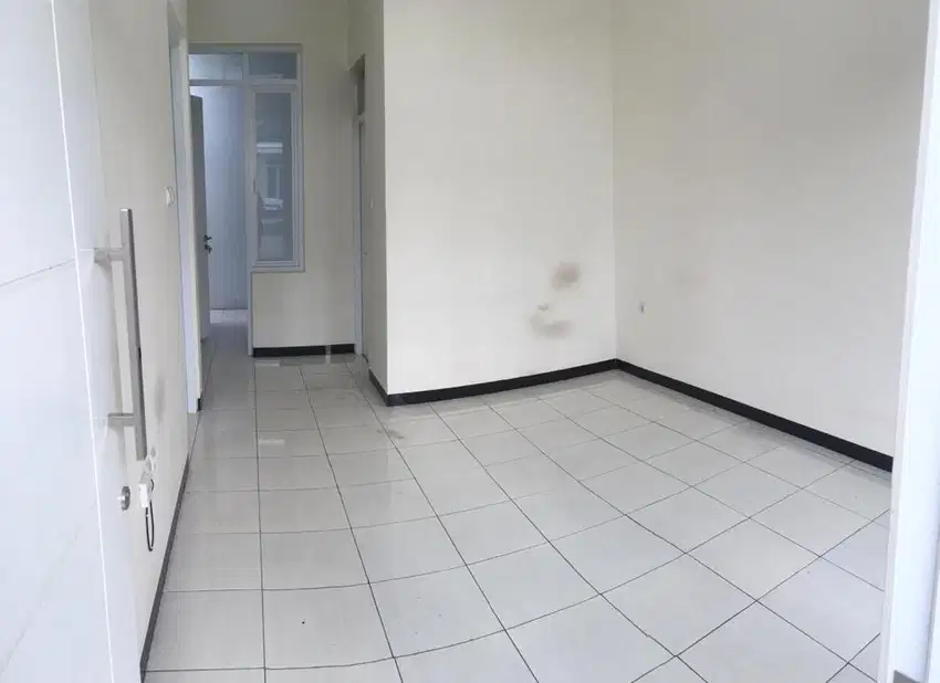 Disewakan Rumah Siap Huni di Taman Kopo Indah