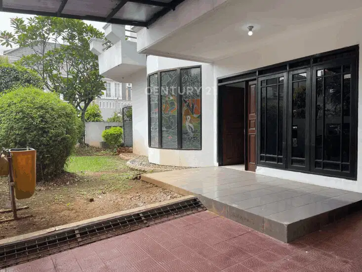 Rumah 2 Lantai Lokasi Strategis Di Kayu Putih Selatan R2173