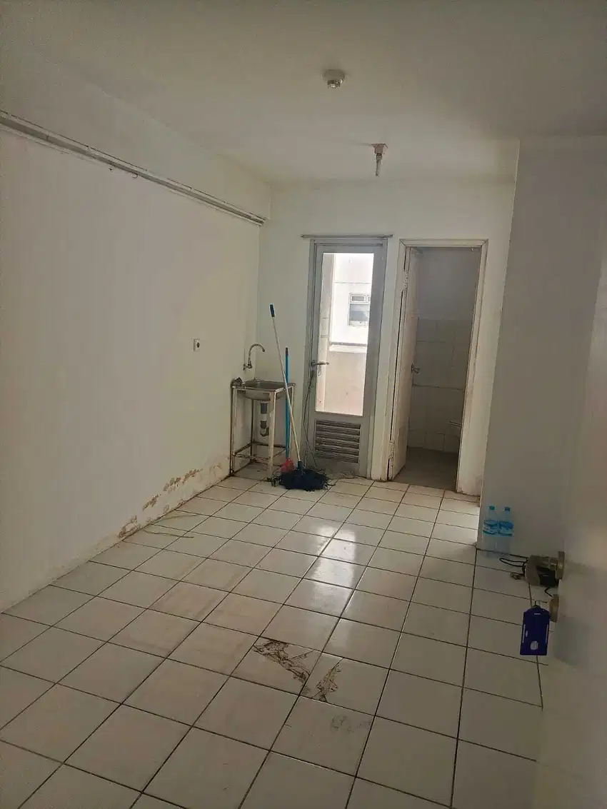 DIJUAL MURAH APARTEMEN 2 KMR GADING NIAS KOSONG LT RENDAH SHM NEGO