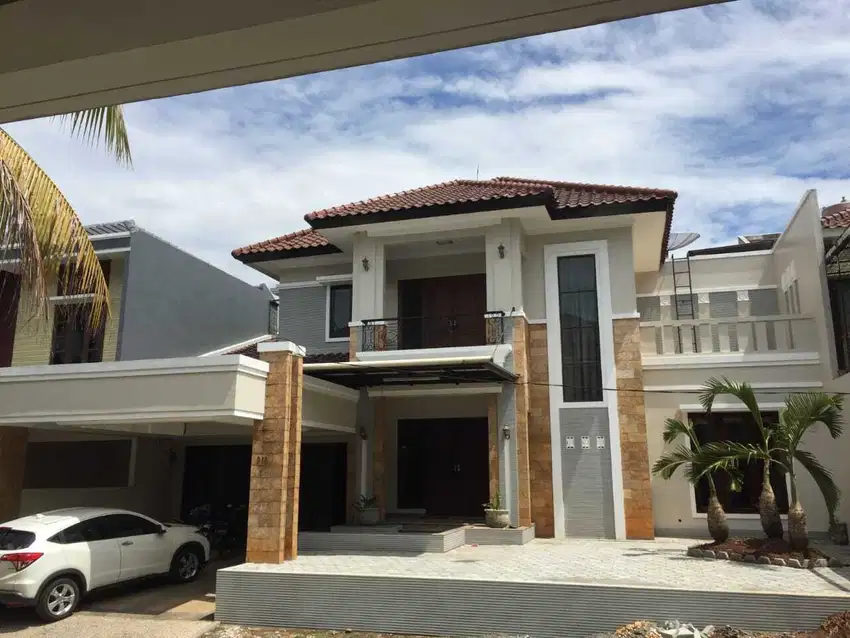 Dijual Rumah Bagus SHM Luas 400 m Siap Huni di Puri Sriwedari Cibubur