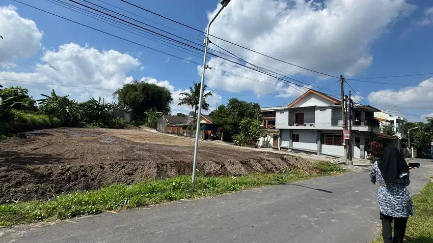 Legalitas SHM Pekarangan  1 UNIT TERAKHIR !! Spesifikasi: Luas tanah: