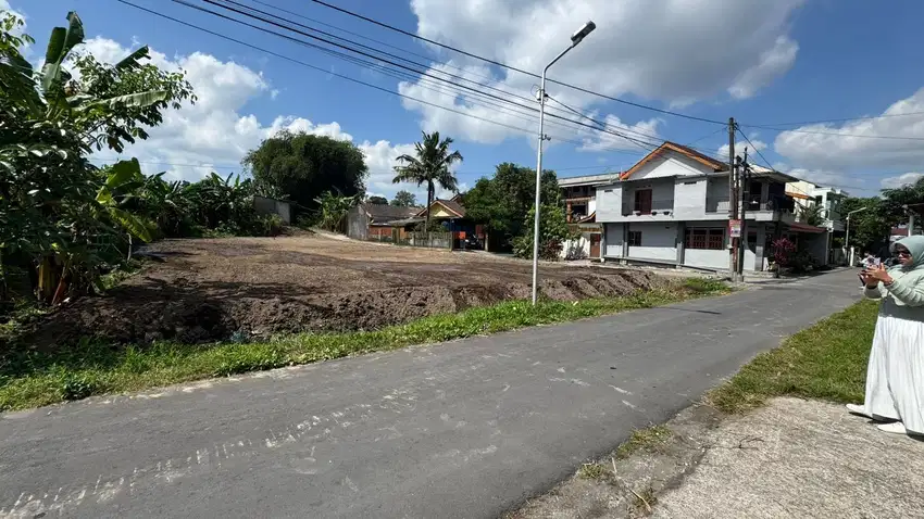 Tanah Jogja Tepi JL Aspal, View Sawah 5 Menit Kampus UII