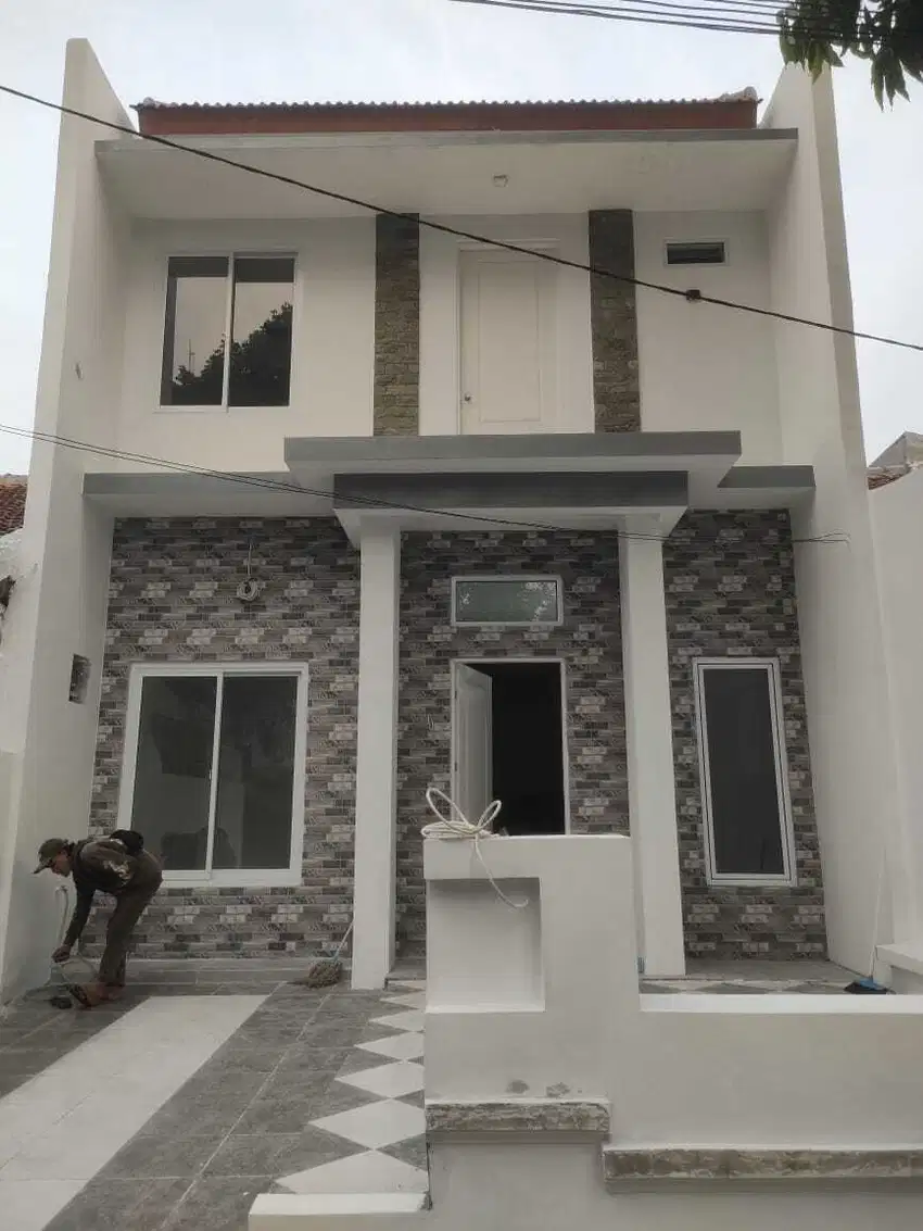 Rumah baru dua lantai siap huni di sentul city bogor