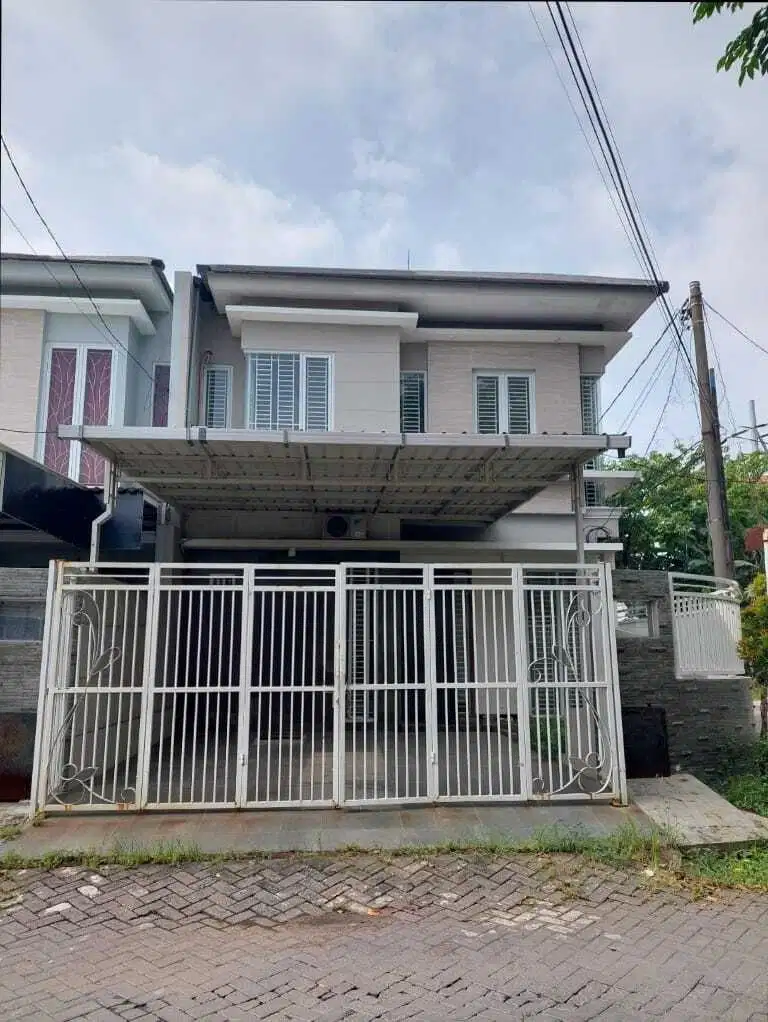 Disewakan Rumah Cantik di Bumi Marina Emas