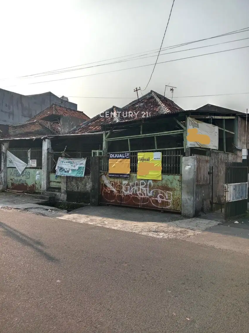 Rumah Tua Hitung Tanah Posisi Hoek Strategis Di Rawamangun S8895