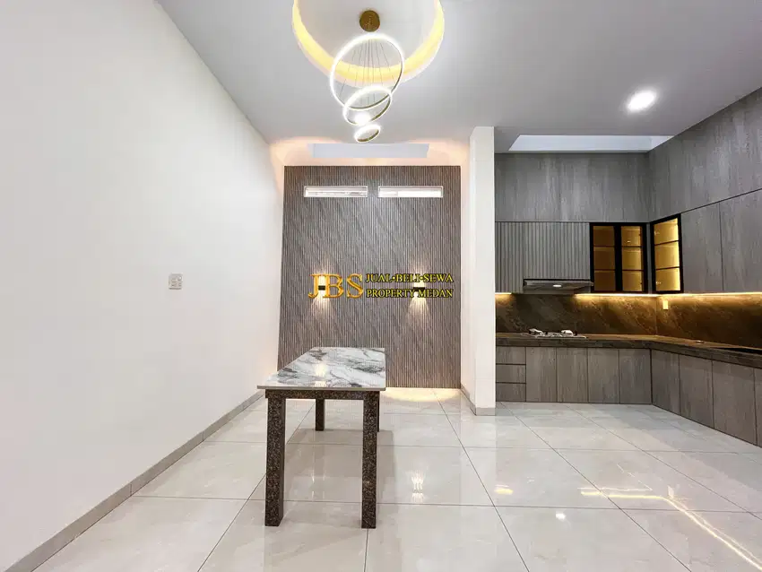Villa Lux Dijual di Komplek Opera House Jalan Suluh - Pancing, Medan
