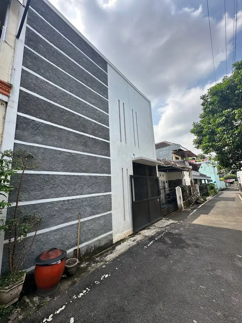DIJUAL KOST FULL PENGHUNI MERJOSARI KOTA MALANG JALAN KAKI KE UNIGA