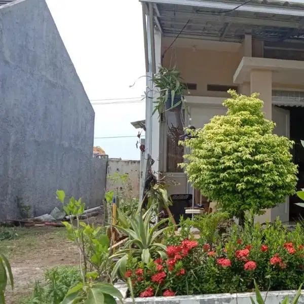 Dijual rumah siap huni di Grand Mekarsari