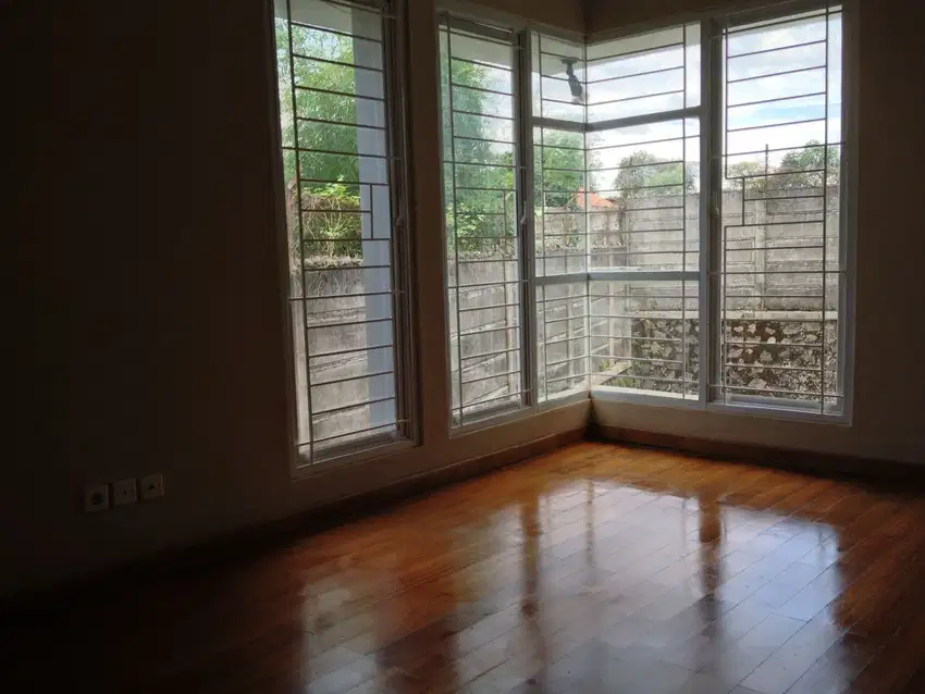 Dijual Rumah Sektor 9 Bintaro Jaya