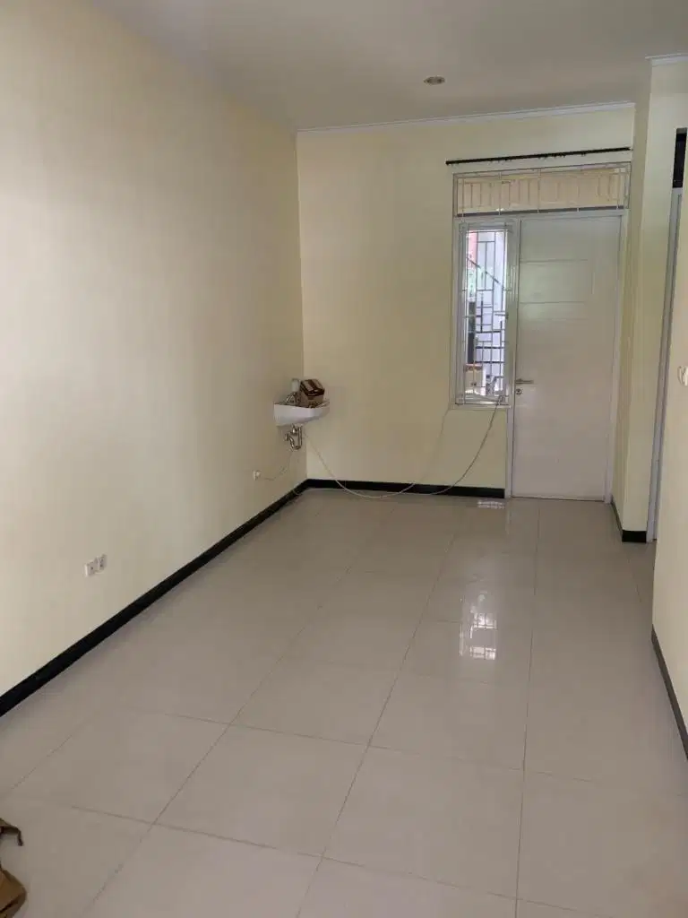 Dijual Rumah Minimalis di Taman Kopo Indah TKI 3