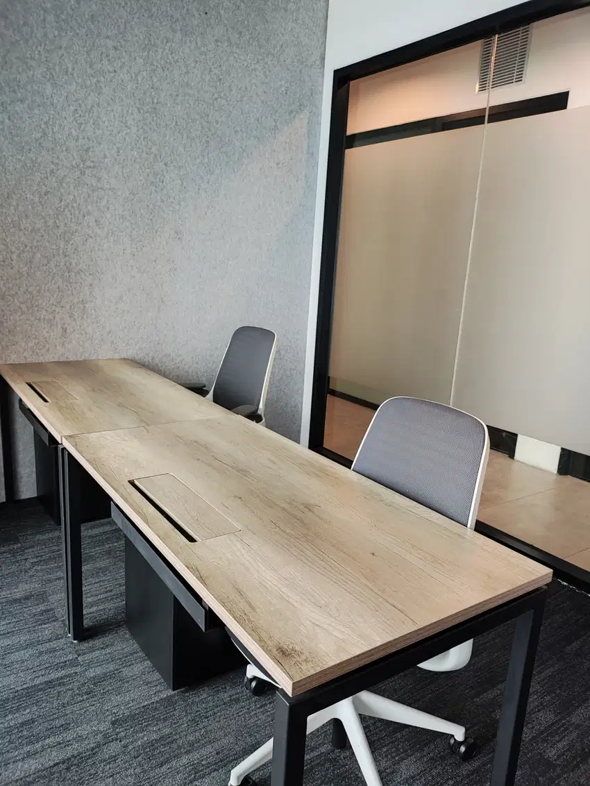 Sewa Kantor Fully Furnished 4 Pax di The Plaza Dekat Plaza Indonesia