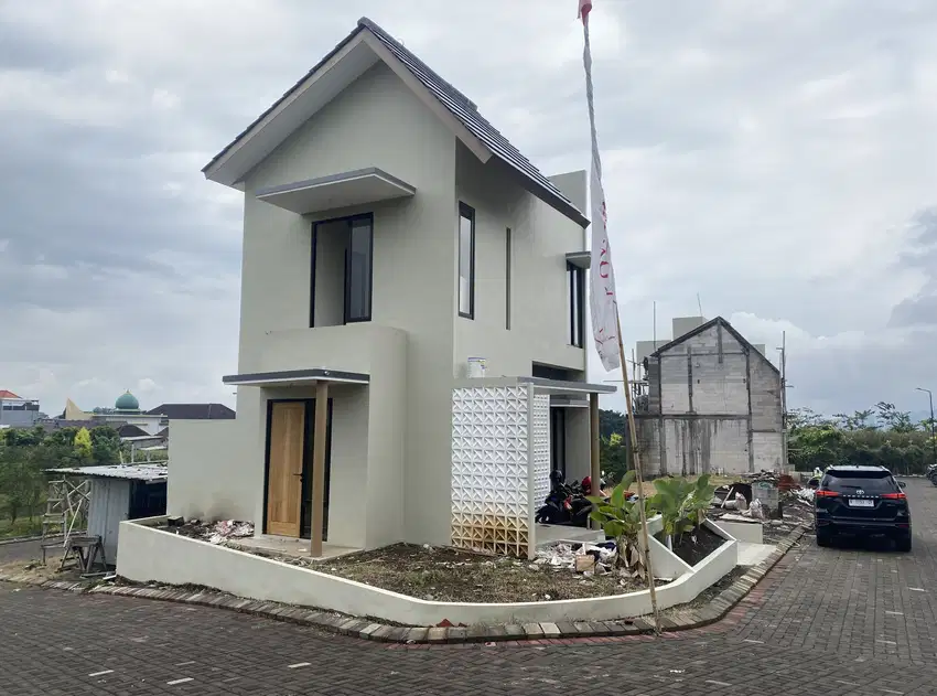 Villa Eksklusif di Batu, Dekat Tempat Wisata