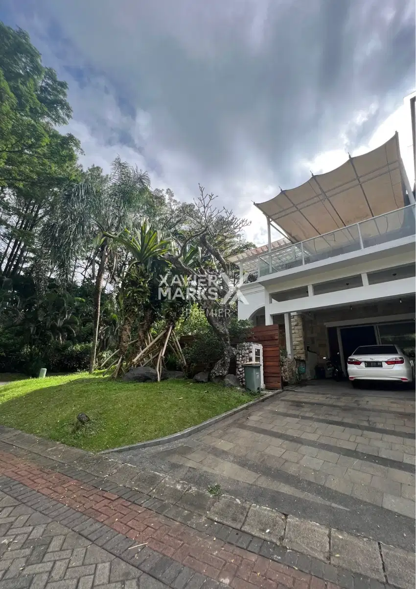 Rumah Mewah Premium di Villa Puncak Tidar Malang
