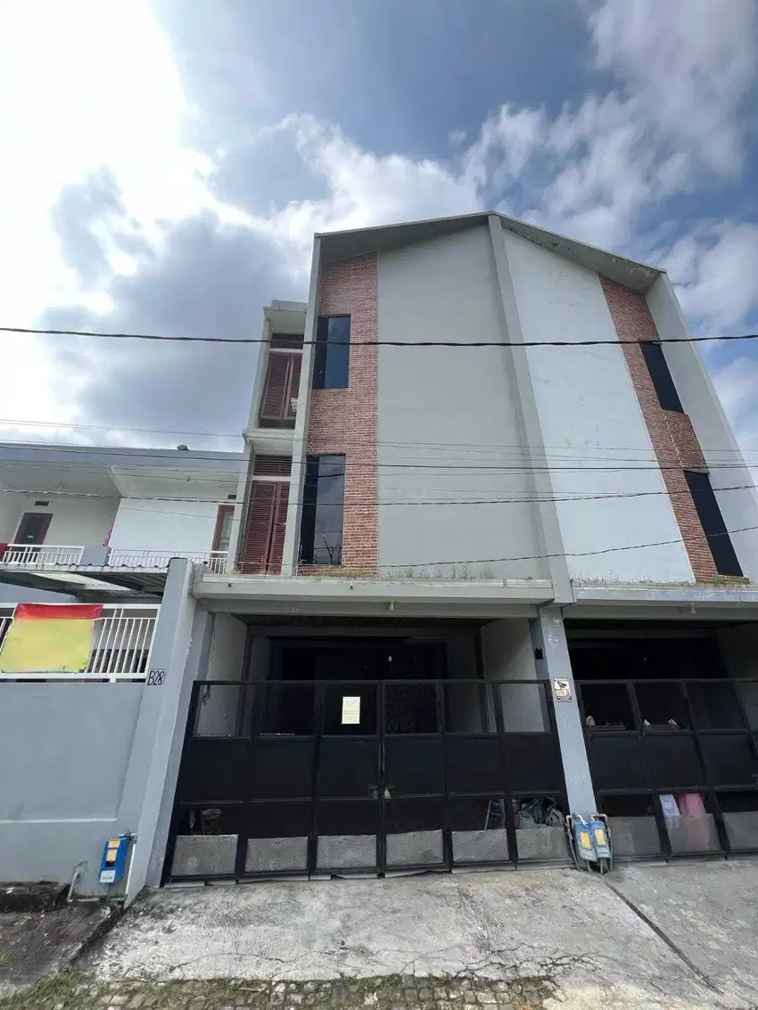 RUMAH KOS READY STOK DEKAT KAMPUS UB