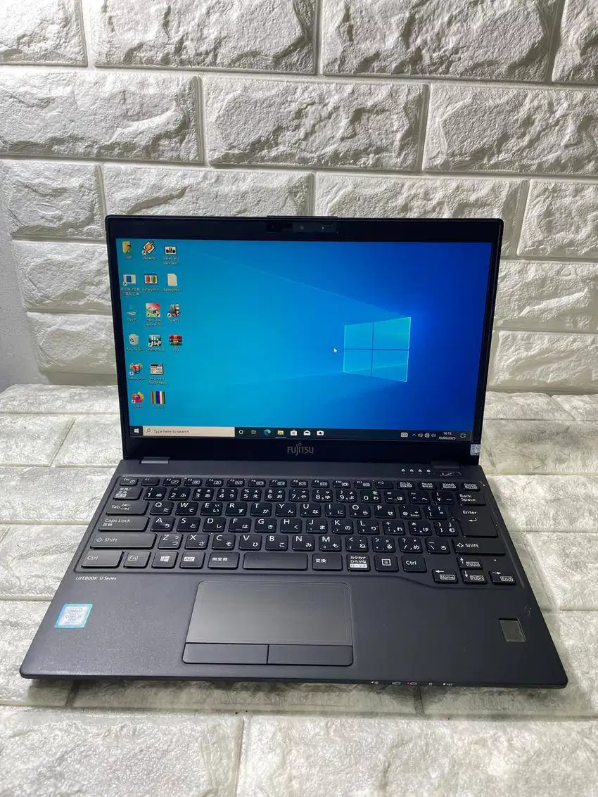 FUJITSU SLIM U939 CORE I5 GEN 8 RAM 4GB SSD 128GB D-WKJ