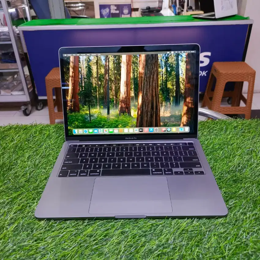 MACBOOK PRO 2020 TB i7 16/512Gb