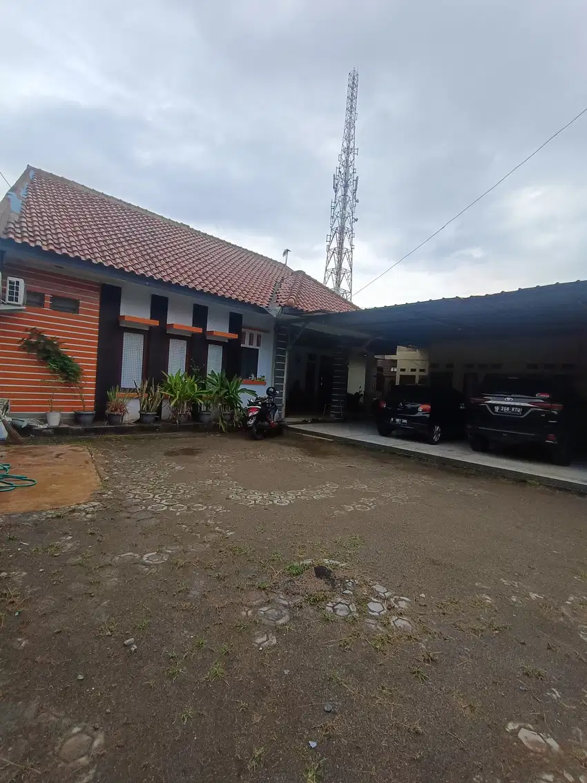 Rumah luas di Cipayung Jakarta Timur