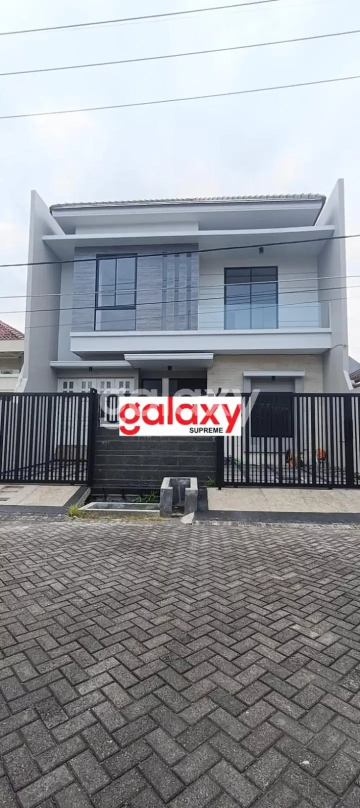 Rumah Manyar Kertoadi Bangunan Baru Gress