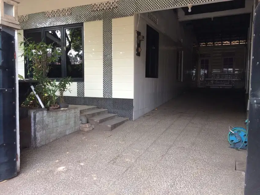 Rumah siap huni, pinggir jalan, cocok unt usaha