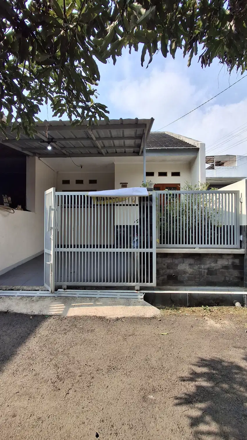 Disewakan rumah di anggaraja cipageran cimahi dekat Sangkuriang