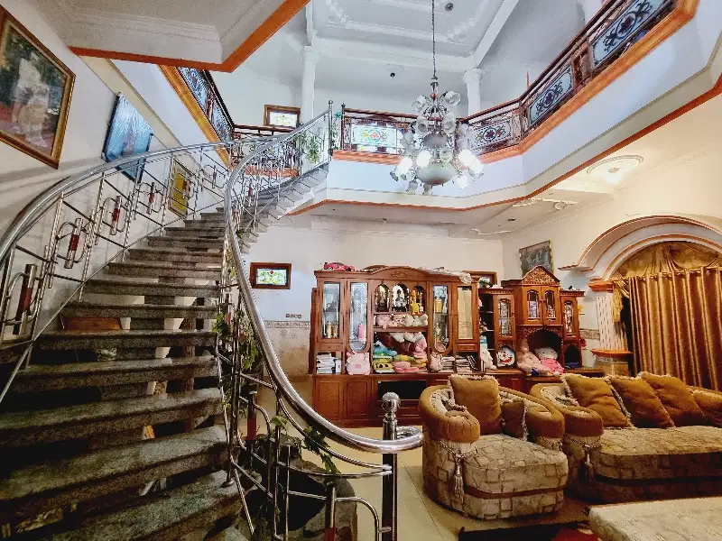 Rumah Plus Kost Aktif 2 Lt Dekat Solo Square Mall