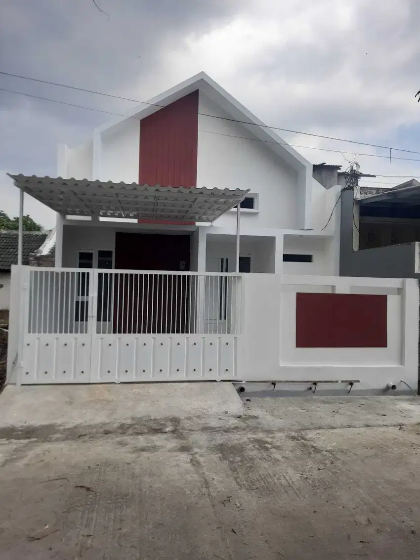 Rumah Baru Siap Huni Dekat Kampus Binus Araya Saptorenggo Pakis Malang